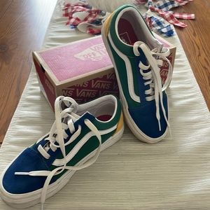 VANS Yacht club